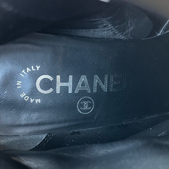 CHANEL Black Black Suede Ankle Boots with Silver Crystal Star - Picture 7 of 7